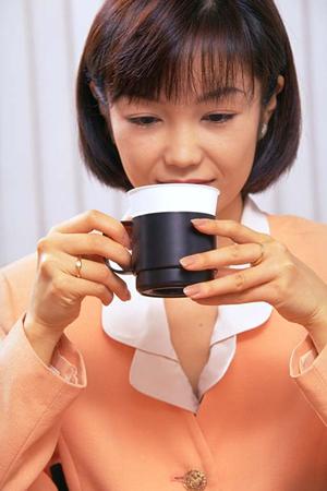 ネットのクリーニング店「せんたく便」