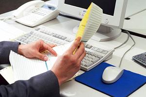 明るく入りやすい質屋で品物を売買する